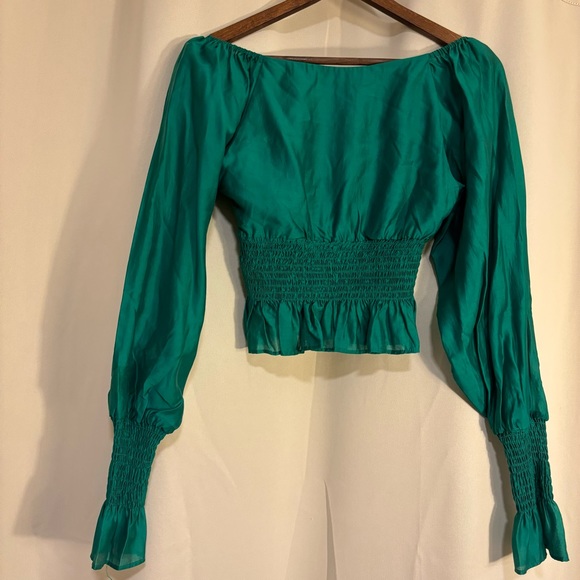 NWOT Wayf Heartbreaker Smocked Blouse in Pine Green - Picture 10 of 12